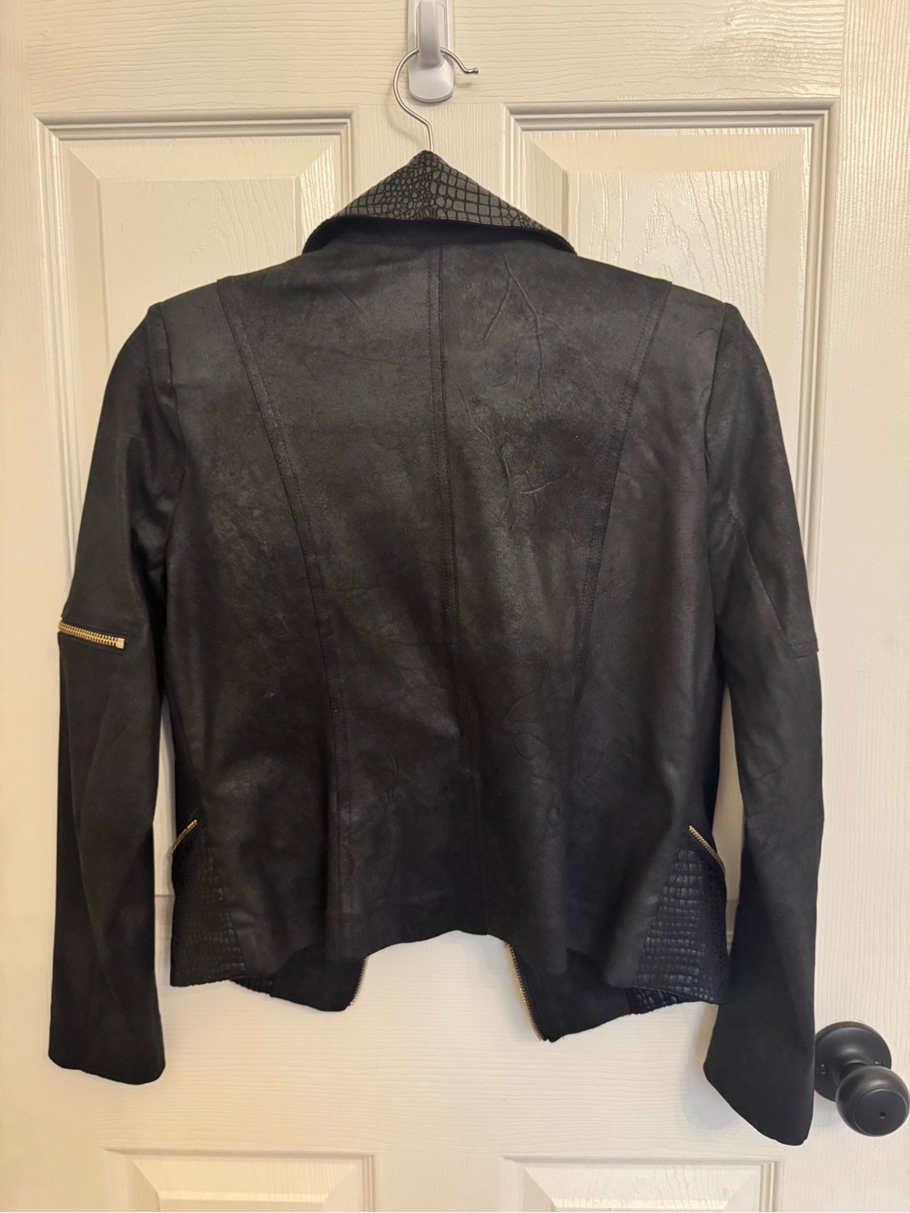 Lena Gabrielle Black Faux Leather Moto Jacket Croc-Texture and Gold tone Accents - Picture 4 of 8